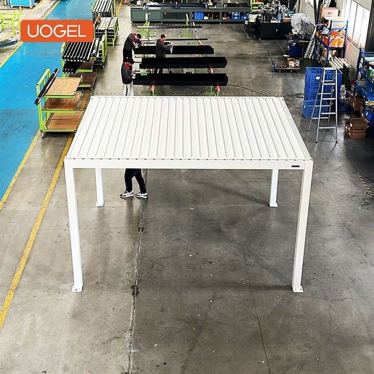 25.10.23-outdoor garden pergola with roof-4