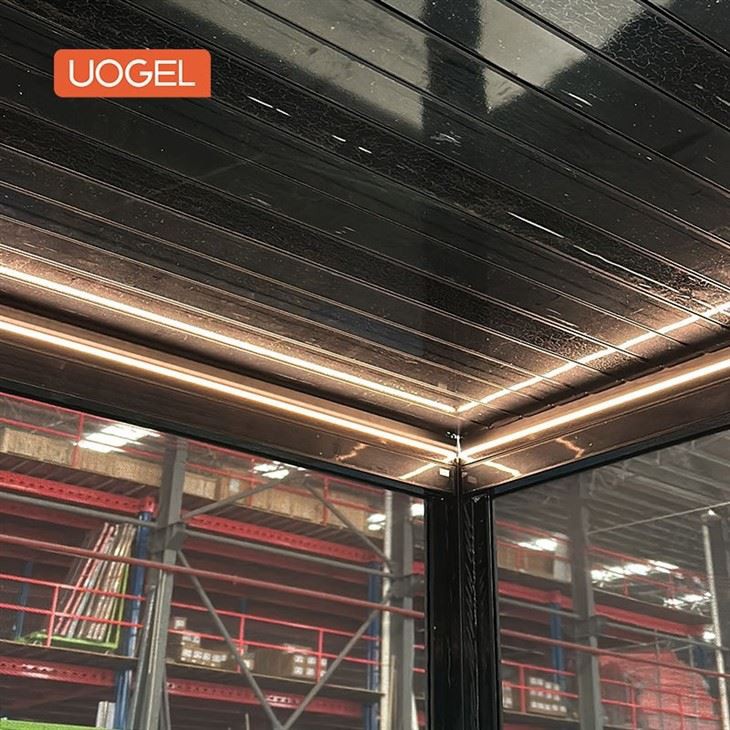 25.10.26-pergola on deck with shade-3