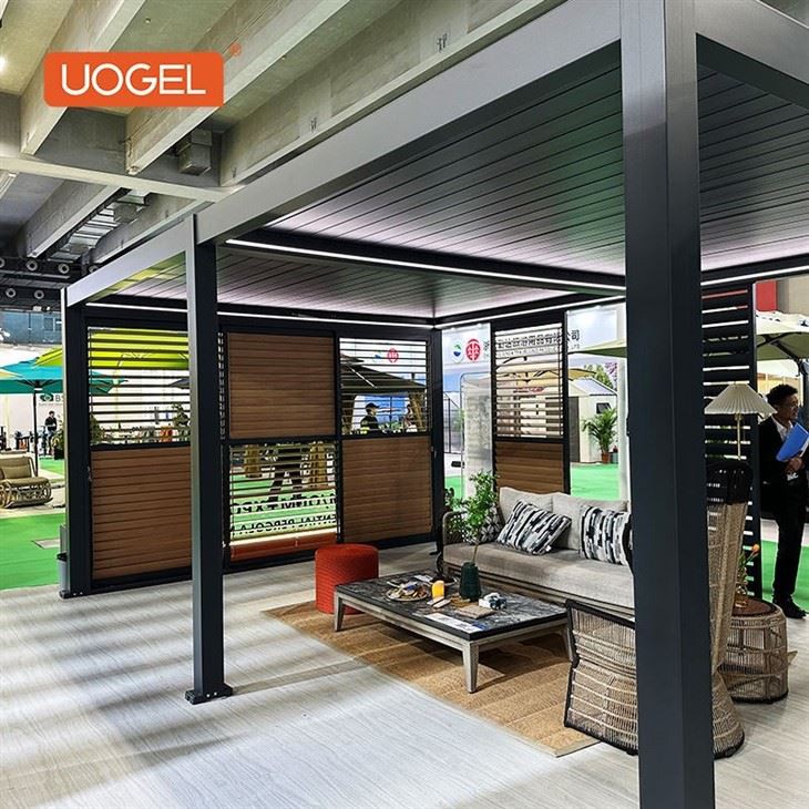 25.11.22-rota louvered pergola-2